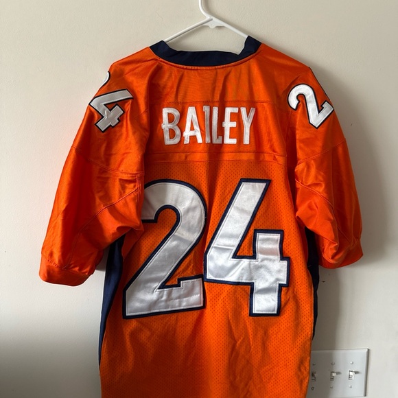 Reebok Orange and Navy Men's Jersey - Picture 6 of 6